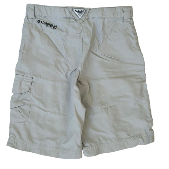 Columbia Gray Cargo Shorts for Versatile Comfort - Picture 5 of 6